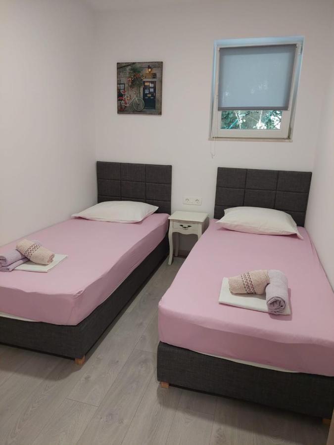 M&M'S- Lovely Apartments Baška Voda Zewnętrze zdjęcie
